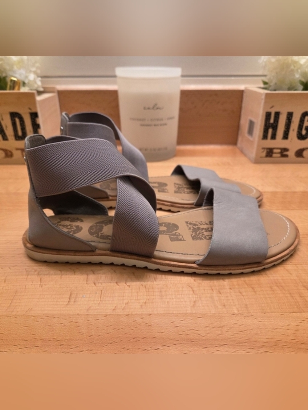 SOREL Womens Sandal Ella Strappy Gray Stretch Flat Leather Sz 6.5 Slide On